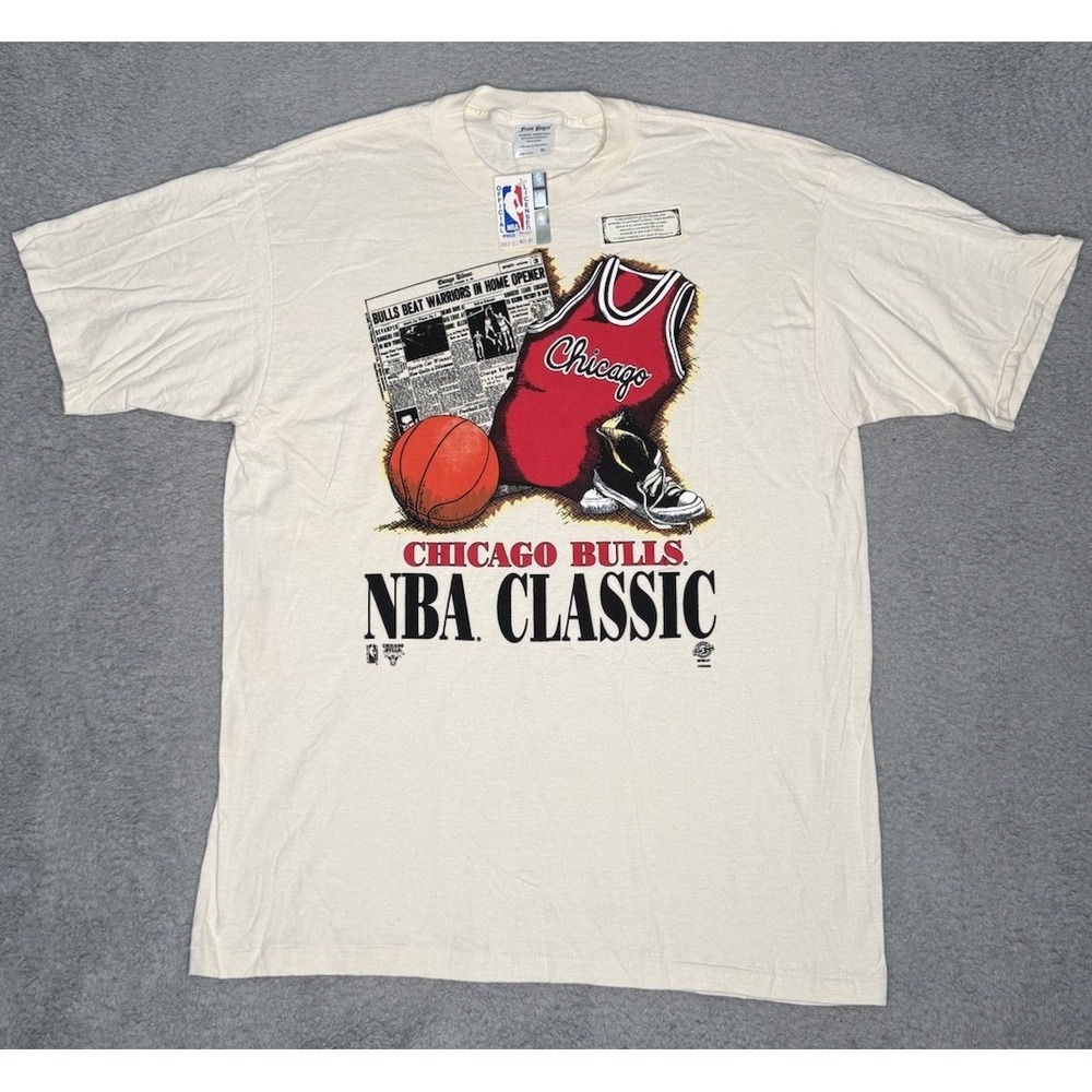 Rare VTG Chicago Bulls‎ Beat Warriors In Home Opener Newspaper NBA T-Shirt Sz XL